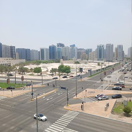 Single Room Near "World Trade Centre&Beach" Abudhabi Abu Dhabi Exterior foto